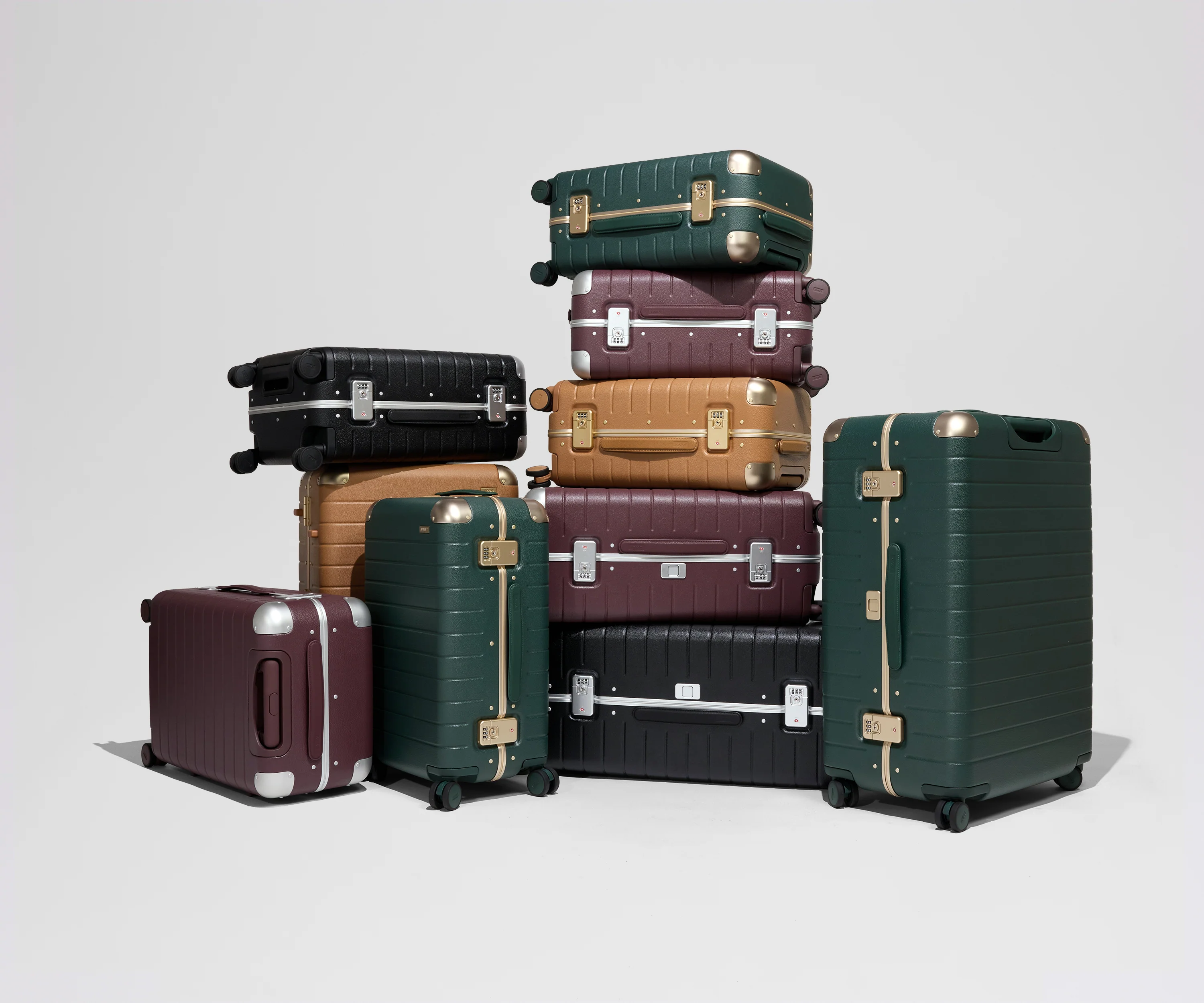The Aluminum Edge Large in Cognac Brown - Image 8