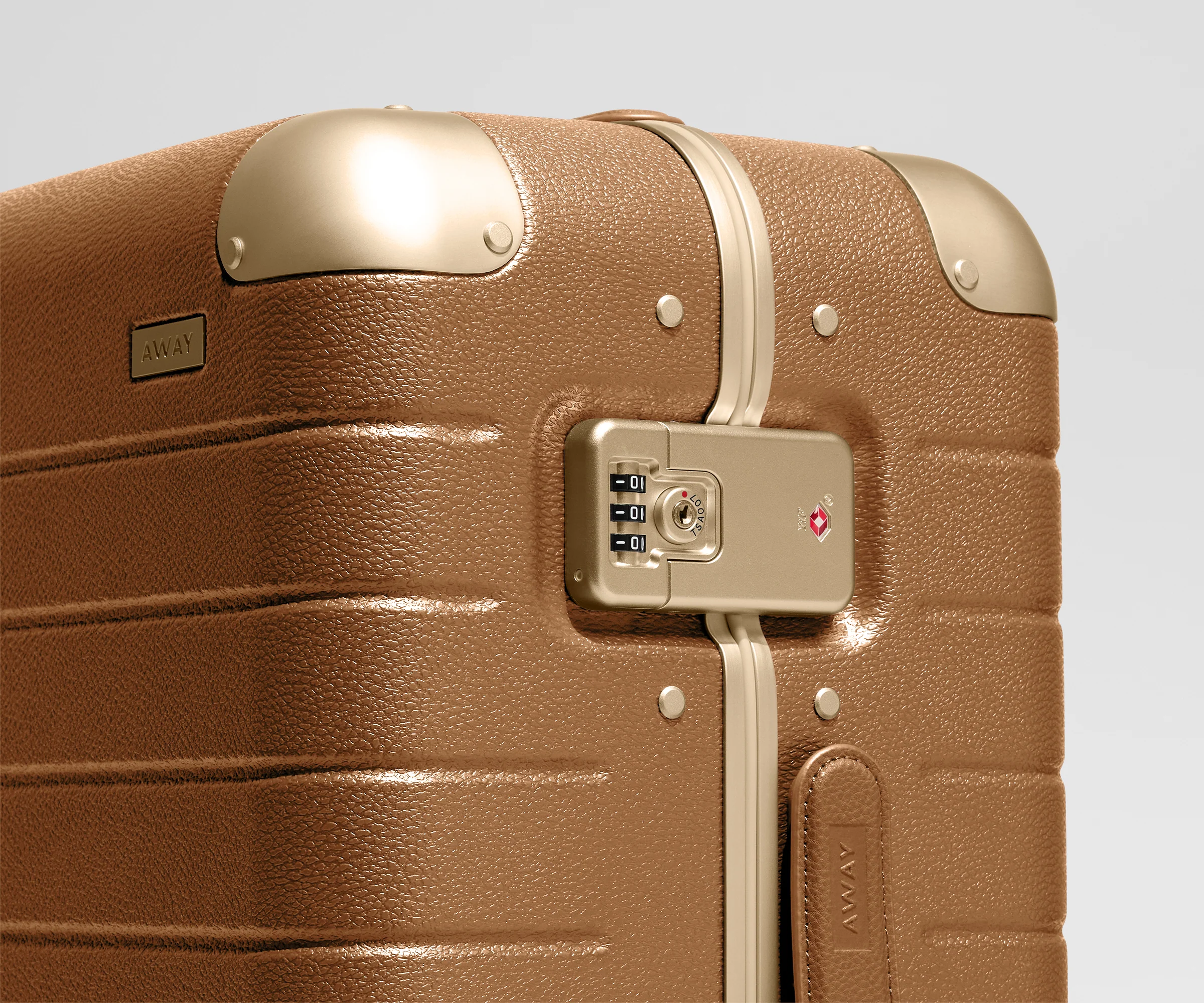 The Aluminum Edge Large in Cognac Brown - Image 4