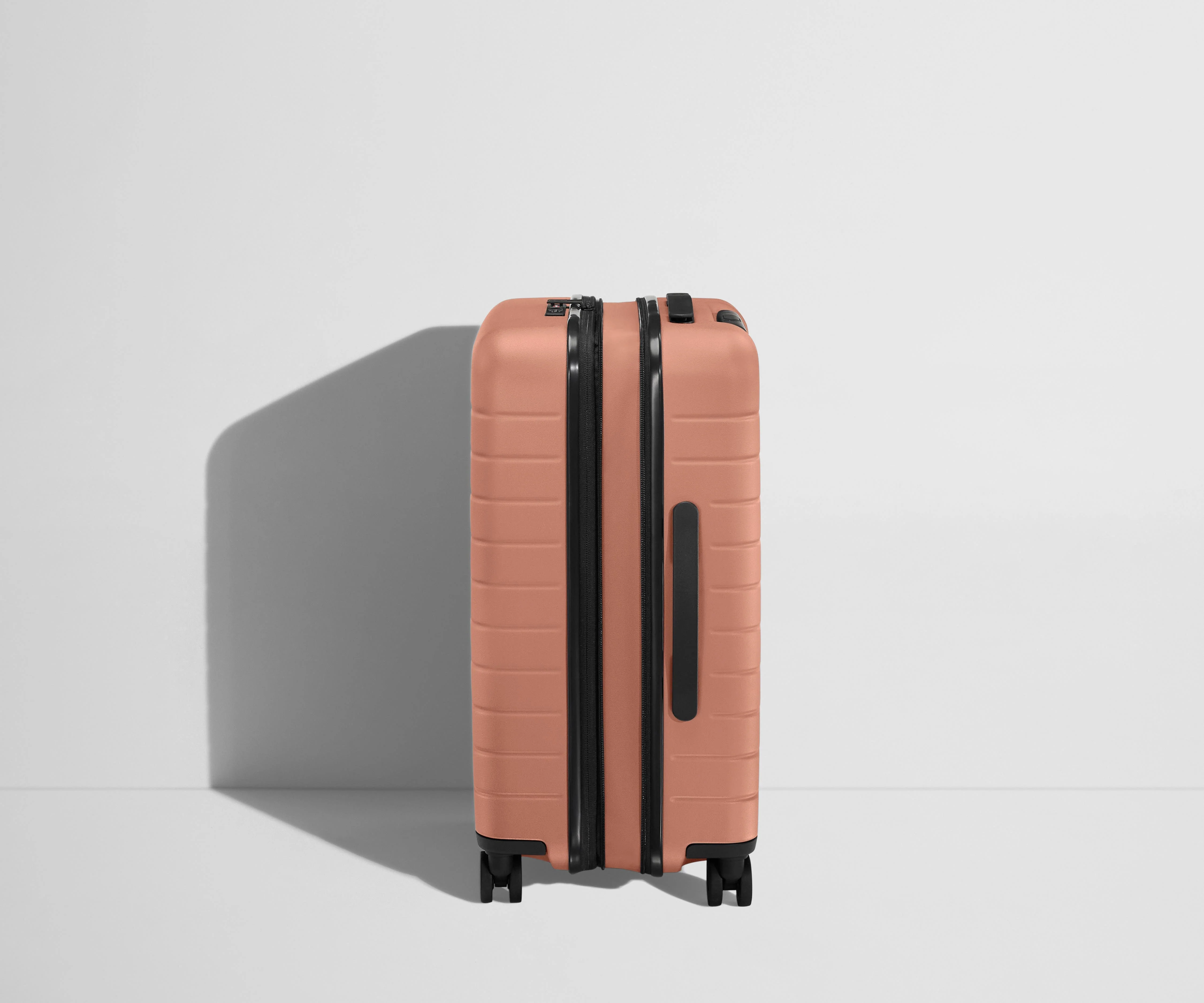 The Bigger Carry-On Flex in Clay Pink - Image 3