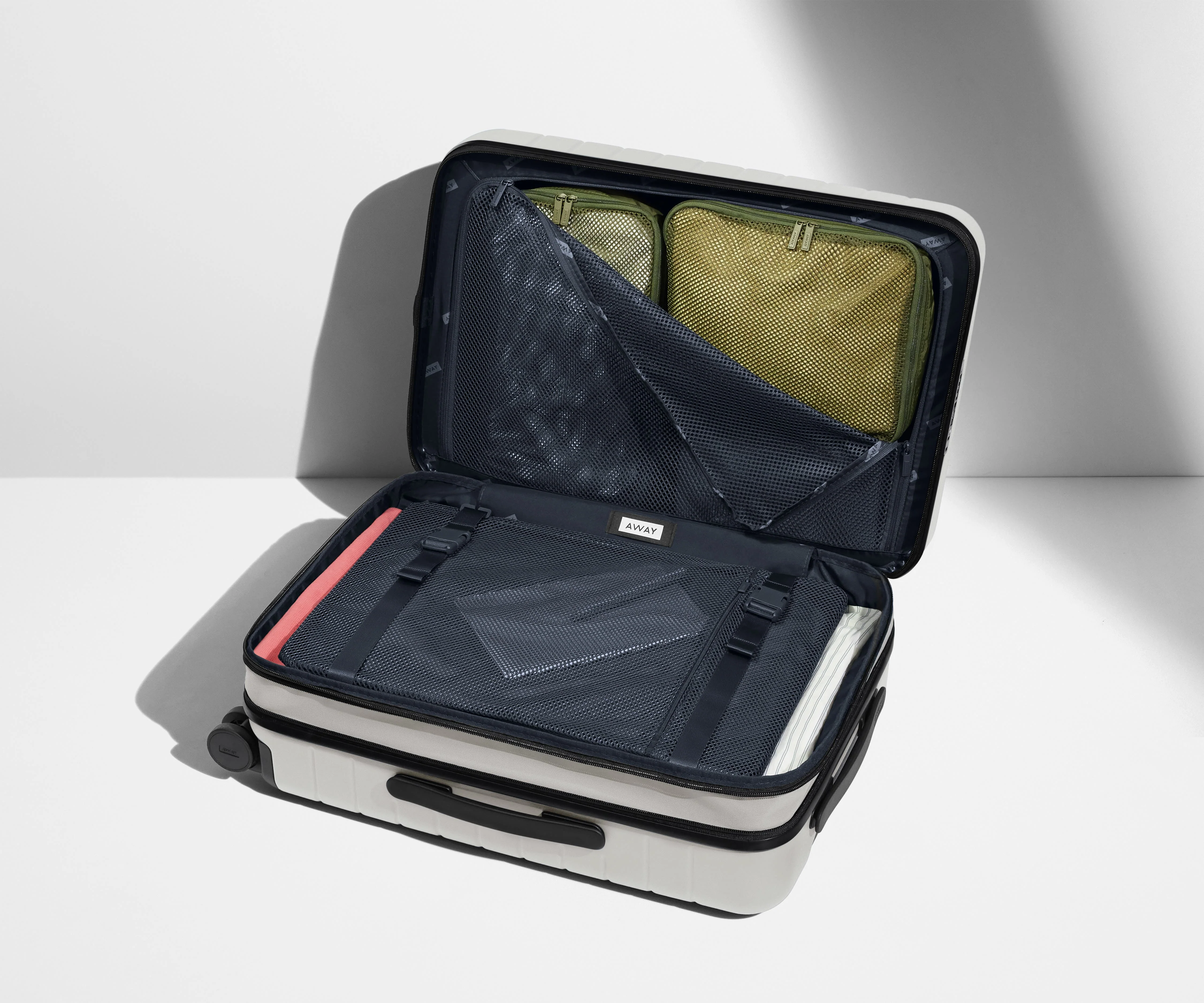The Carry-On Flex in Cloud Gray - Image 6