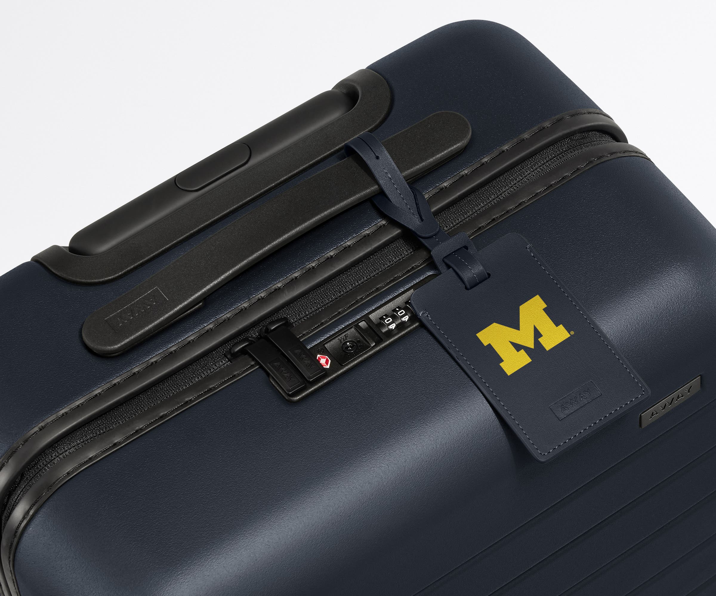 The Collegiate Luggage Tag in University of Michigan â„¢ - Image 2