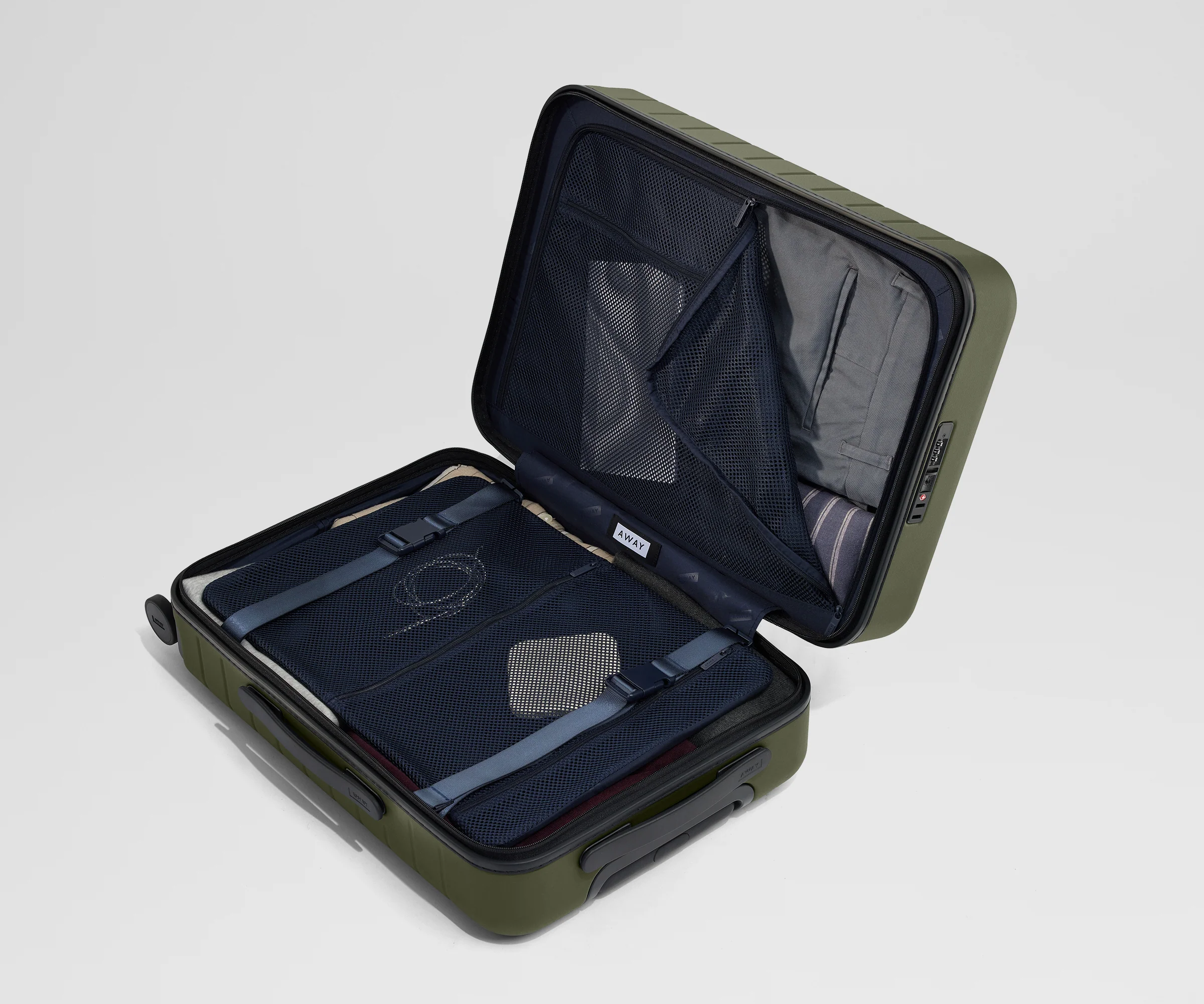 The Executive Carry-On in Olive Green - Image 8