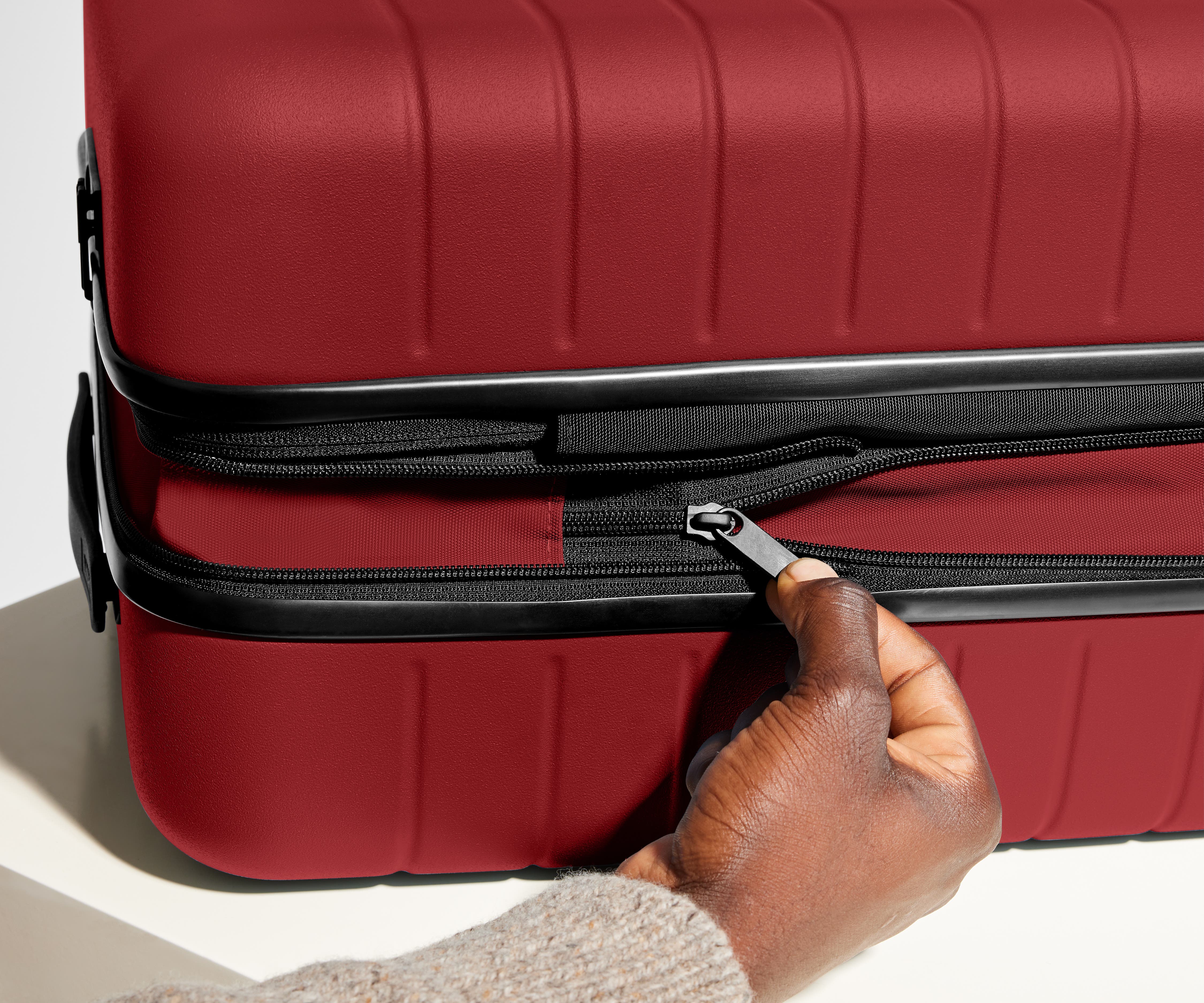 The Medium Flex in Tango Red - Image 5