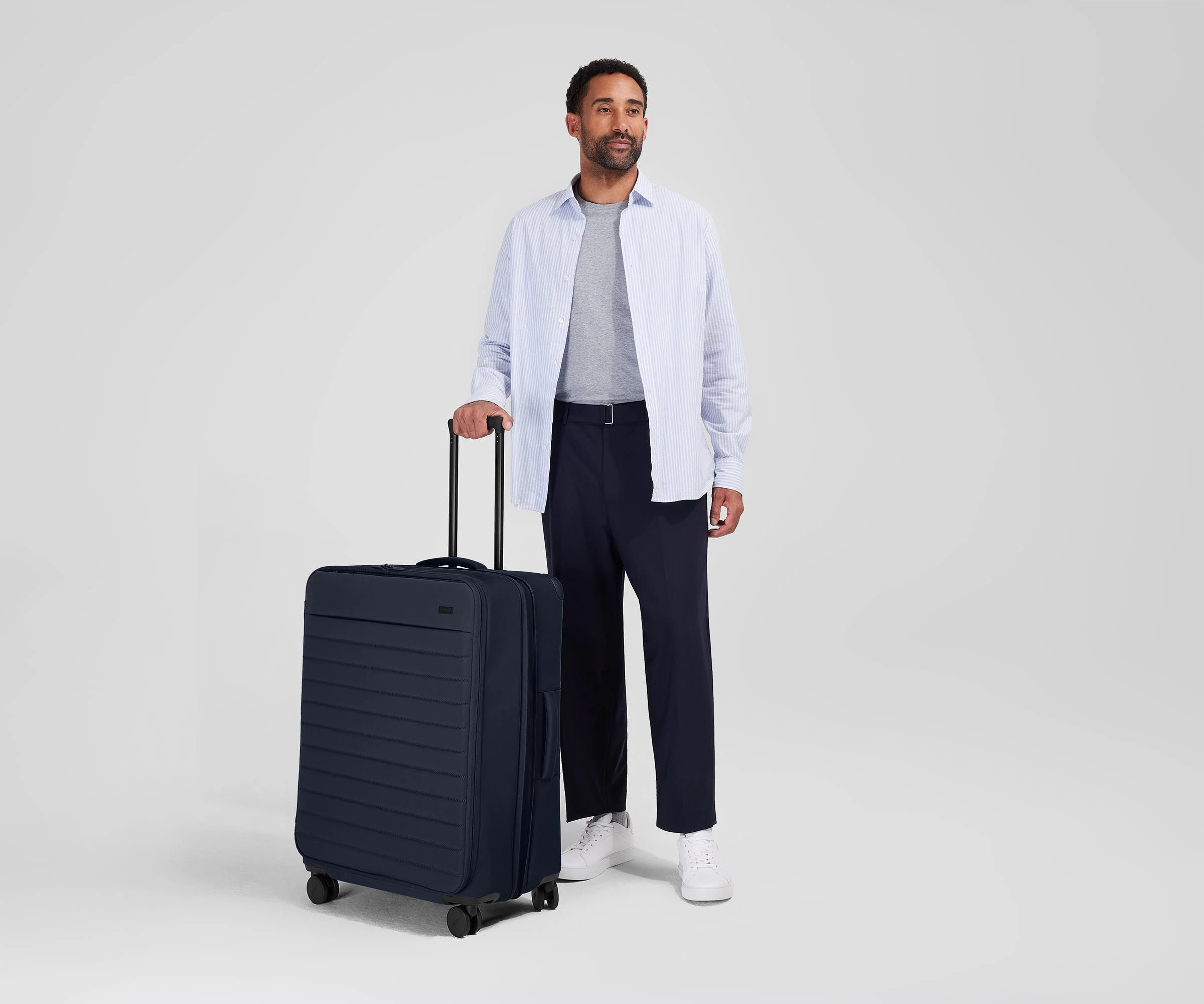 The Softside Large in Navy Blue - Image 4