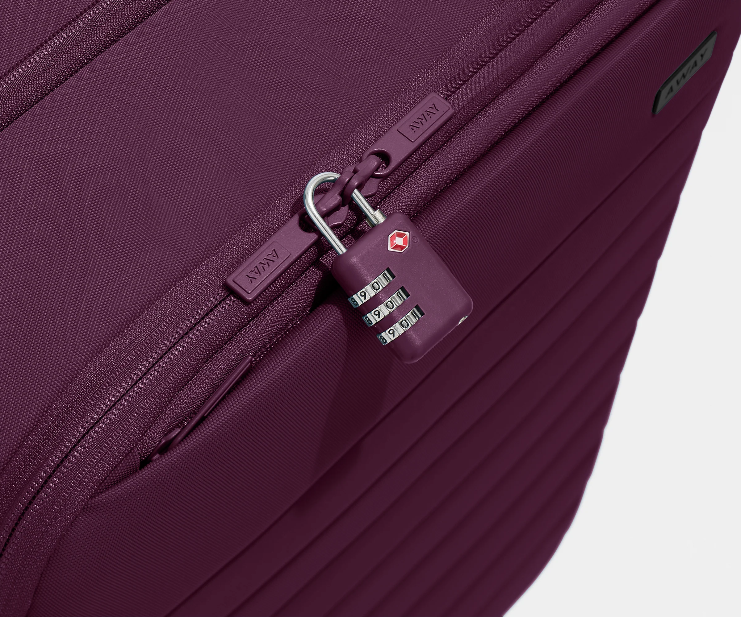 The Softside Medium in Plum Purple - Image 9