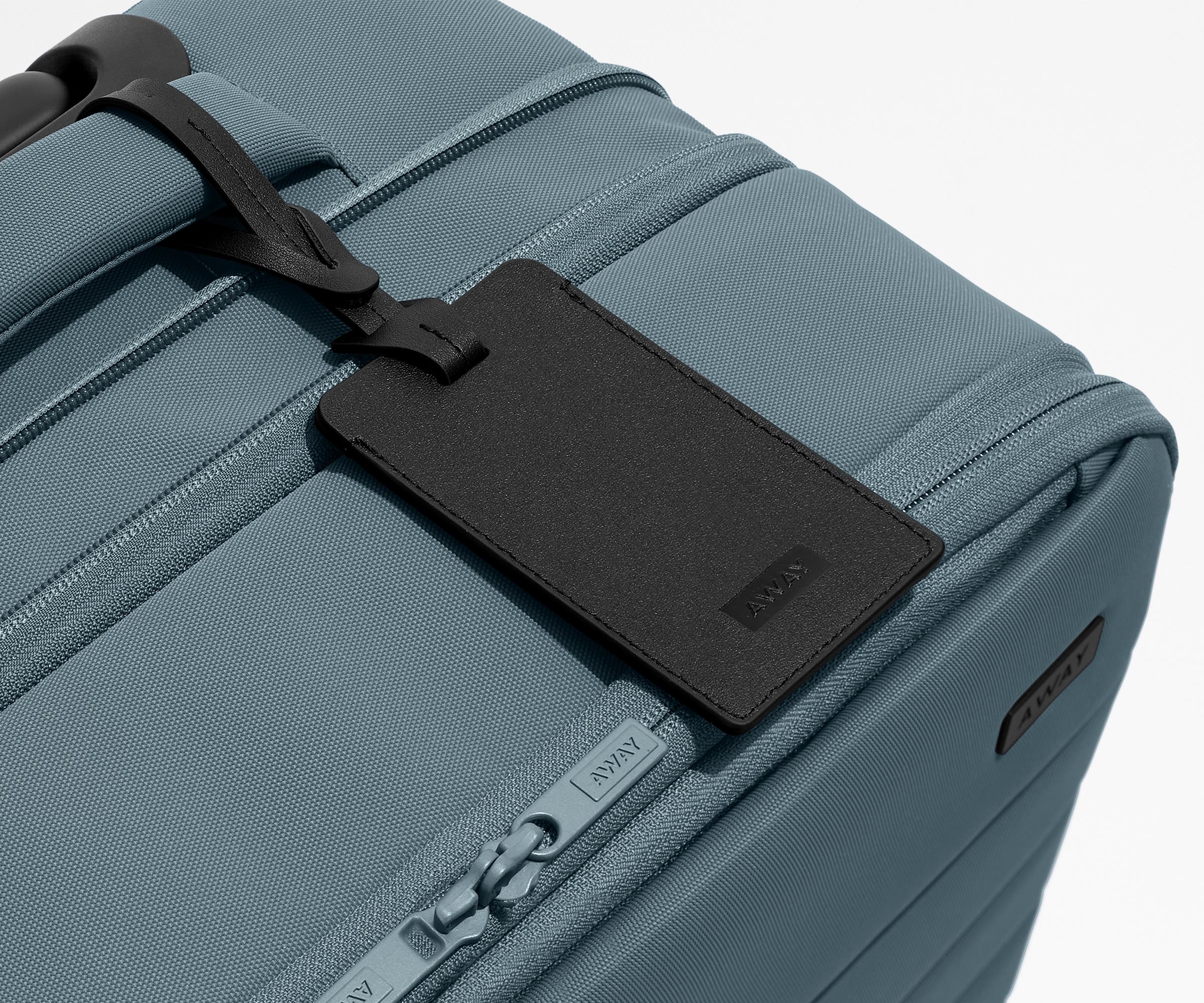 The Softside Medium in Coast Blue - Image 11