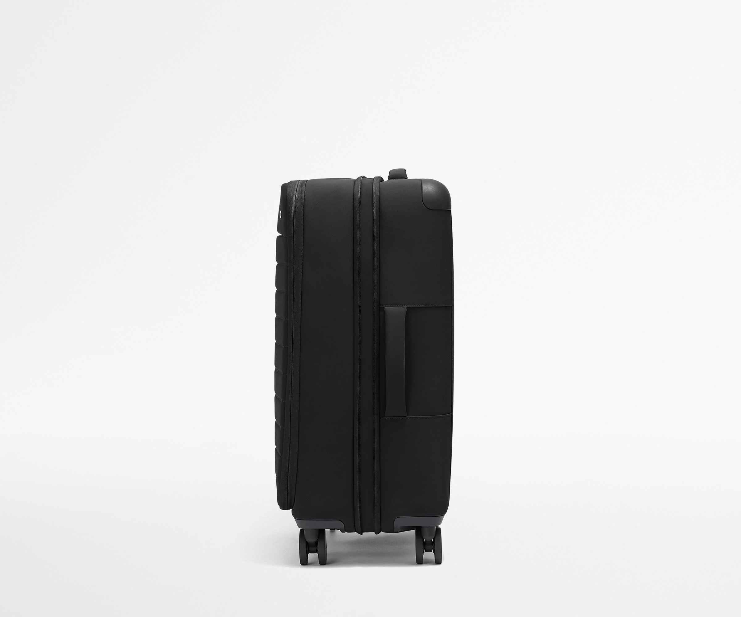 The Softside Medium in Jet Black - Image 3