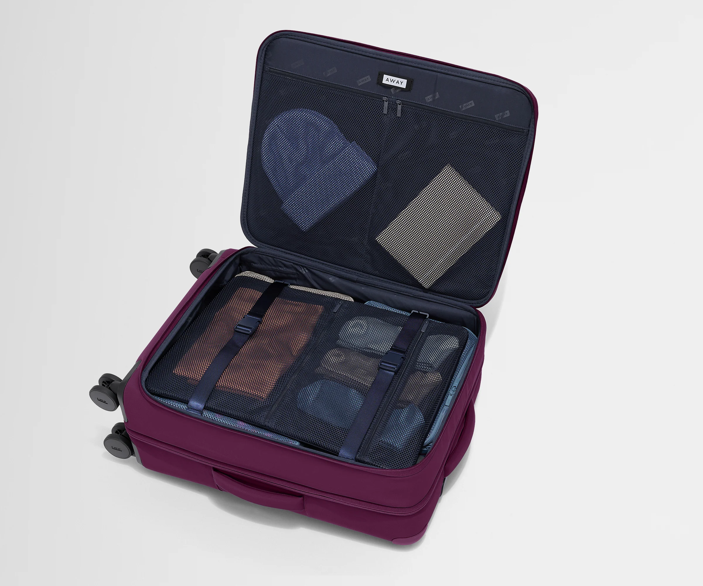 The Softside Medium in Plum Purple - Image 4